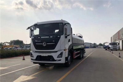 東風(fēng)天龍后八輪20噸噴霧車，國六綠化噴灑車