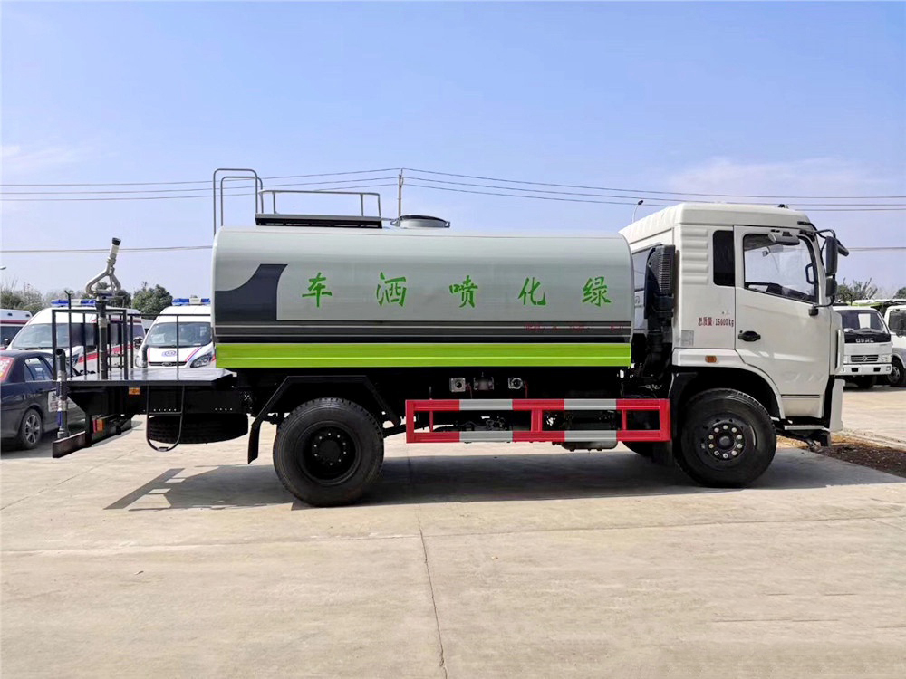 國(guó)六12立方東風(fēng)專(zhuān)底 灑水車(chē)