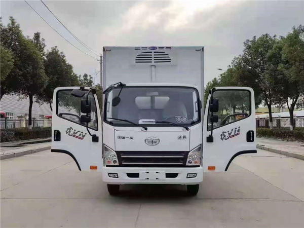 國六 解放虎VN4.2米錫柴130馬力冷藏車